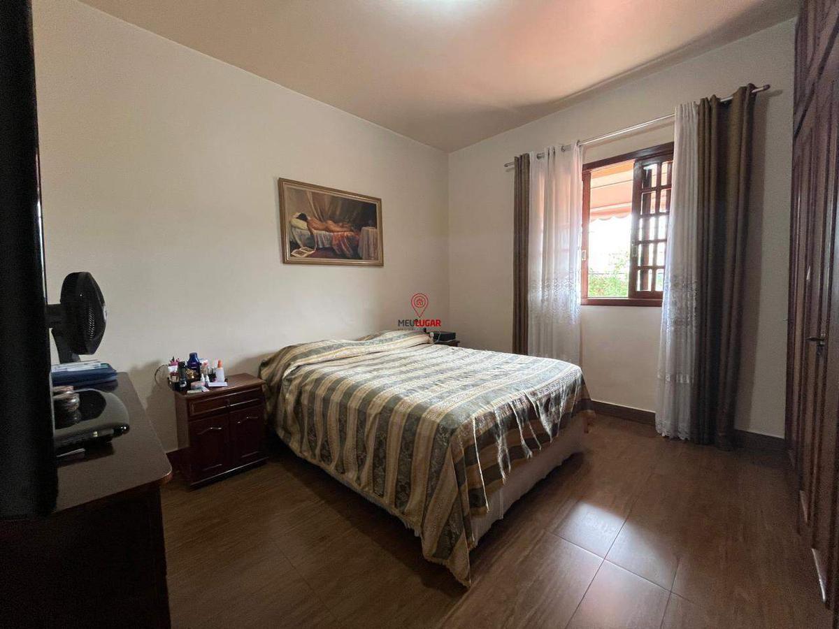 Casa, Diamante, 4 Quartos, 2 Vagas, 1 Suíte
