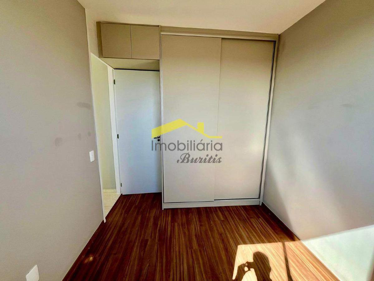 Apartamento, Palmeiras, 2 Quartos, 1 Vaga