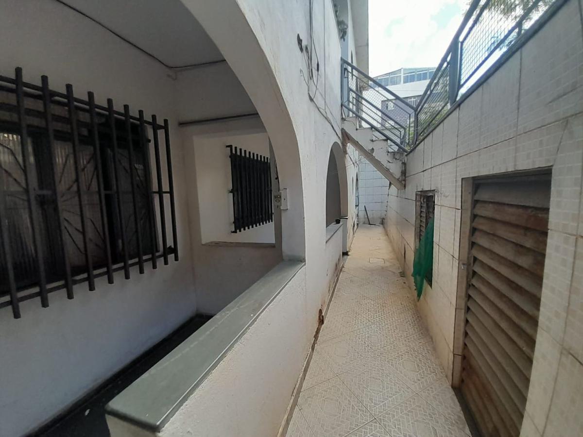 Casa, Cachoeirinha, 2 Quartos, 4 Vagas