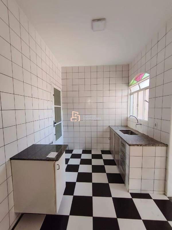 Casa, Tirol, 3 Quartos, 4 Vagas