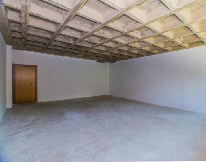 Sala, Estoril, 6 Vagas