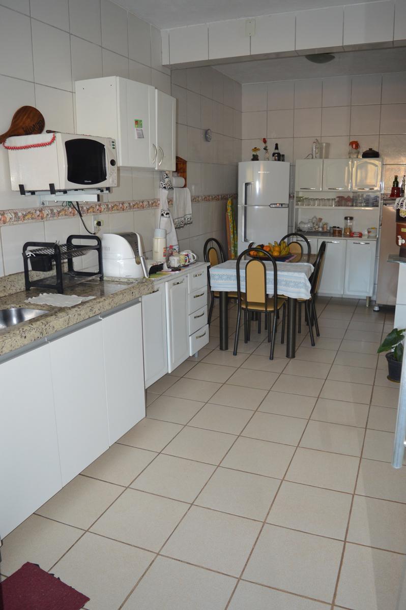 Casa, Jardim Alvorada, 4 Quartos, 2 Vagas, 1 Suíte