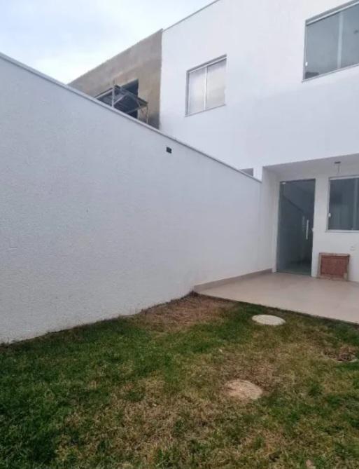 Casa, Santa Branca, 2 Quartos, 2 Vagas, 2 Suítes