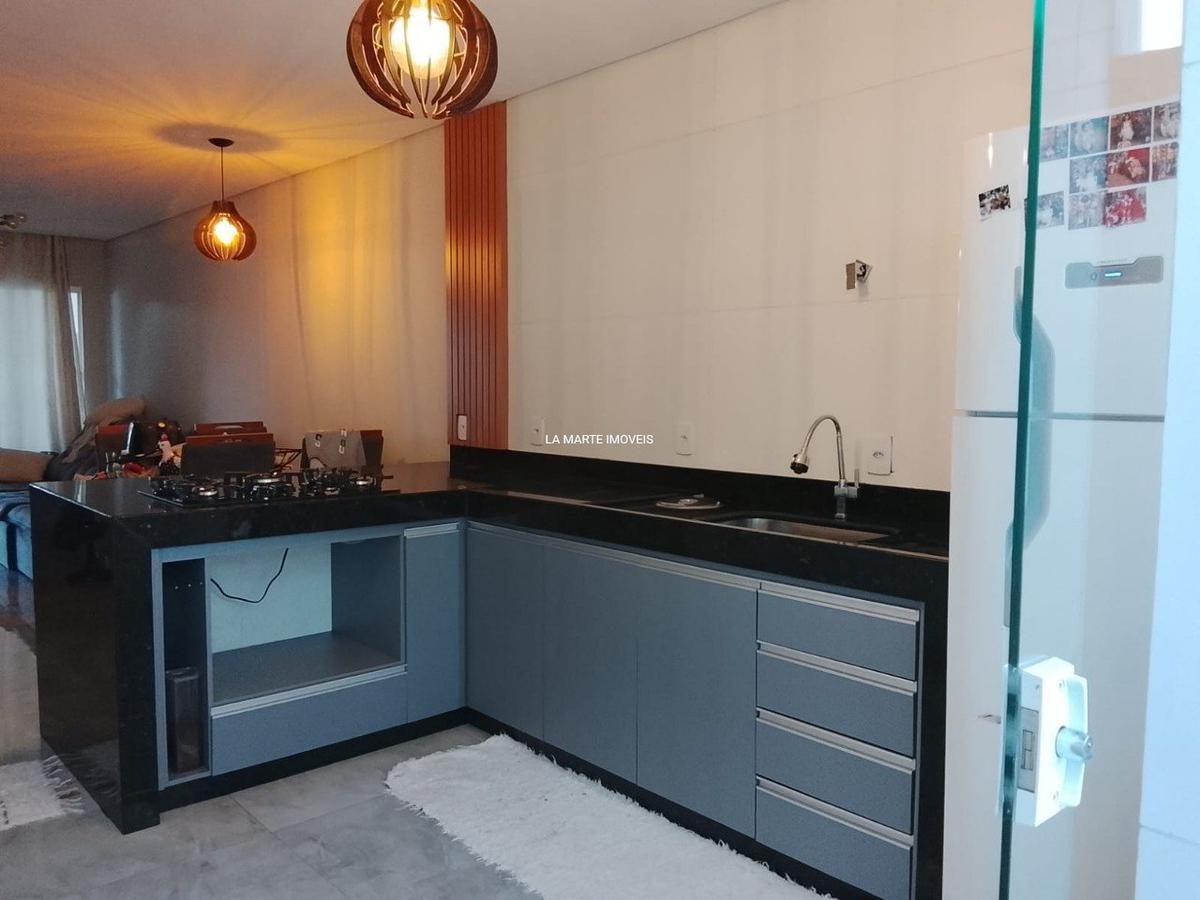 Casa, Marimbá, 2 Quartos, 4 Vagas, 1 Suíte