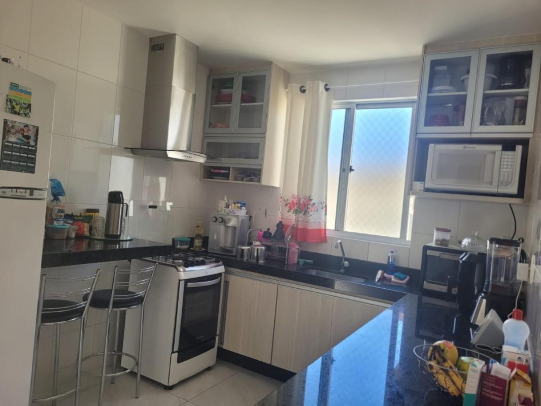 Apartamento, Sagrada Família, 3 Quartos, 2 Vagas, 1 Suíte