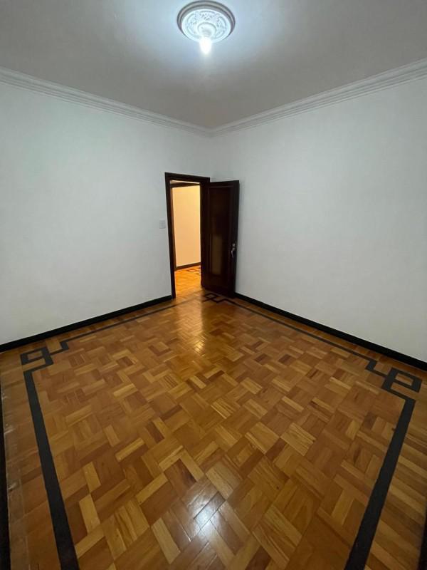 Casa, Lourdes, 5 Quartos, 0 Vaga, 1 Suíte