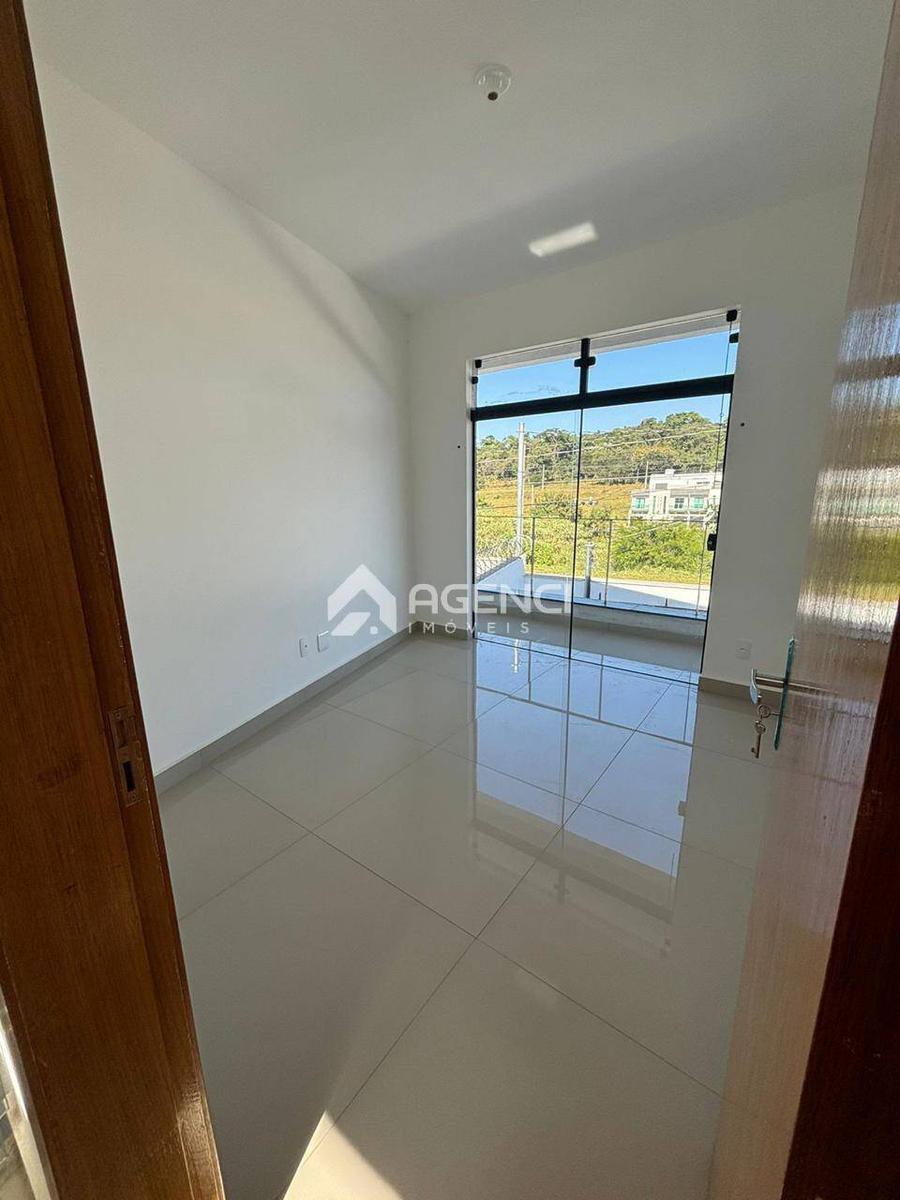 Casa, Vale das Orquídeas, 3 Quartos, 0 Vaga, 1 Suíte