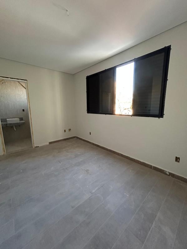 Apartamento, Jaraguá, 4 Quartos, 4 Vagas, 1 Suíte