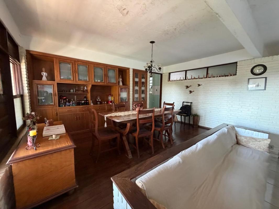 Casa, São Lucas, 3 Quartos, 2 Vagas, 1 Suíte