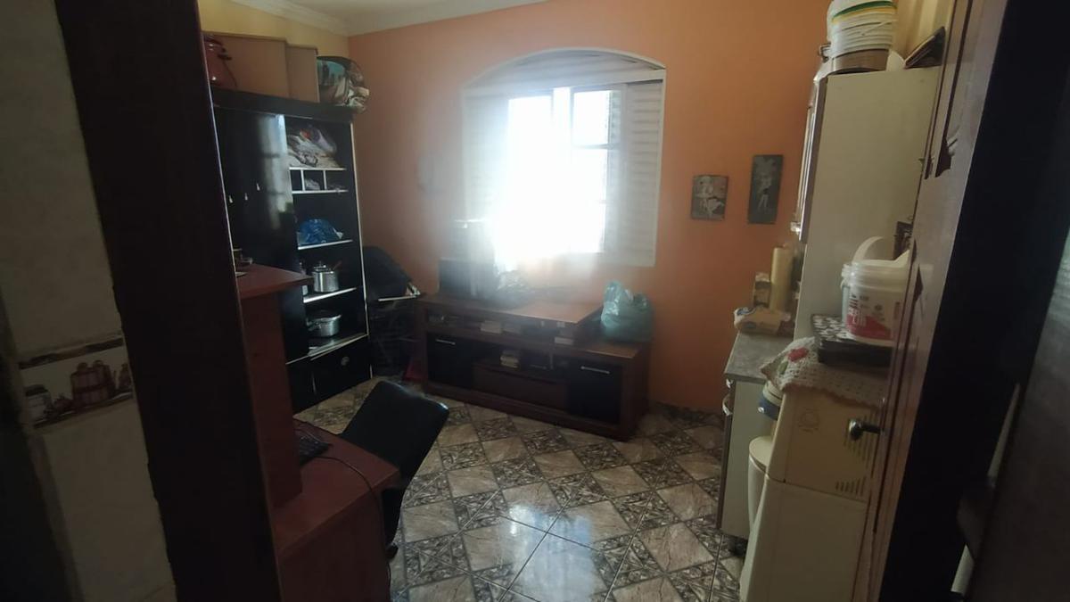 Casa, Nacional, 4 Quartos, 2 Vagas, 1 Suíte