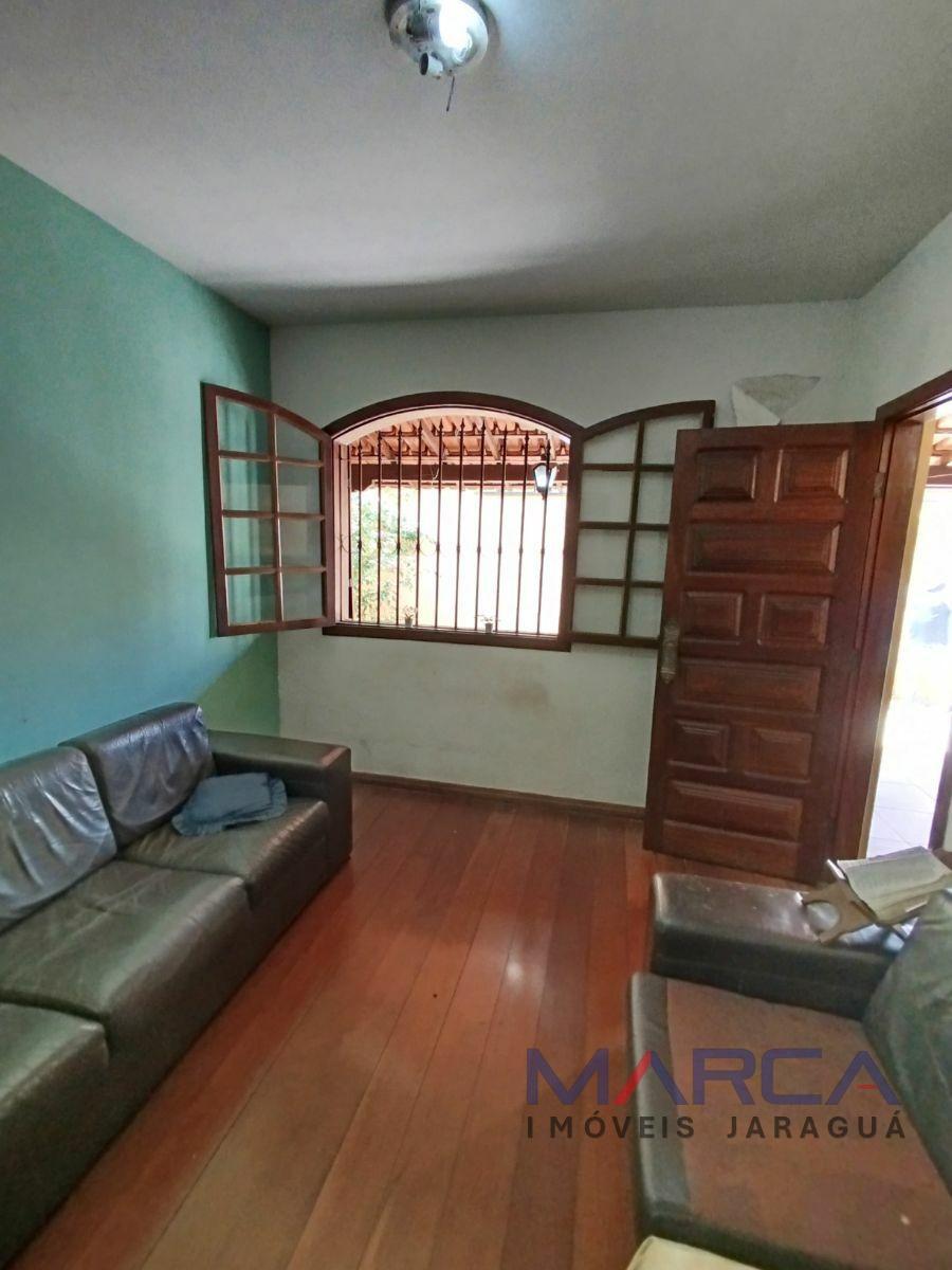 Casa, Dona Clara, 0 Quarto, 4 Vagas