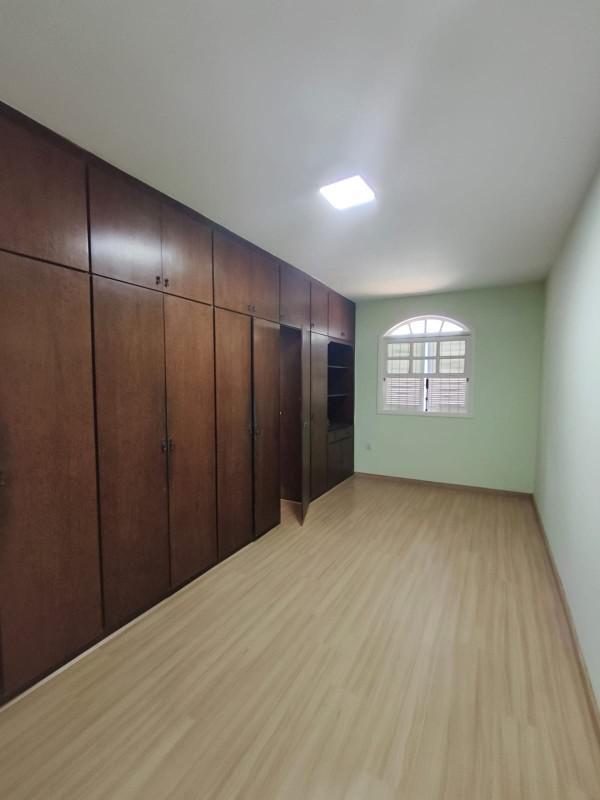 Casa, Alípio de Melo, 5 Quartos, 4 Vagas, 2 Suítes