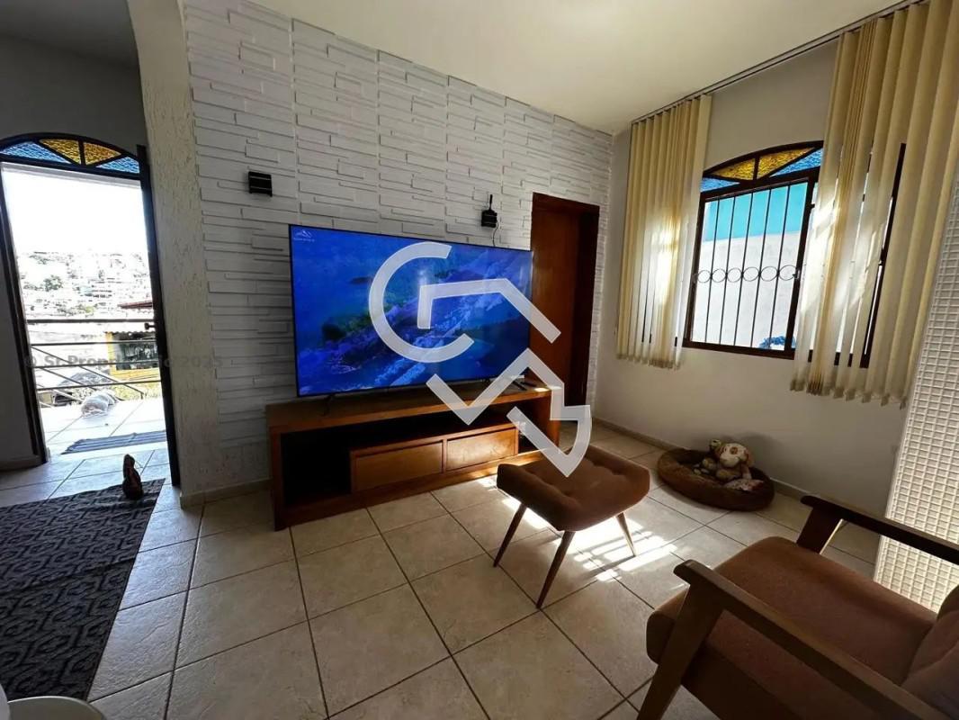 Casa, Nova Granada, 5 Quartos, 6 Vagas, 1 Suíte
