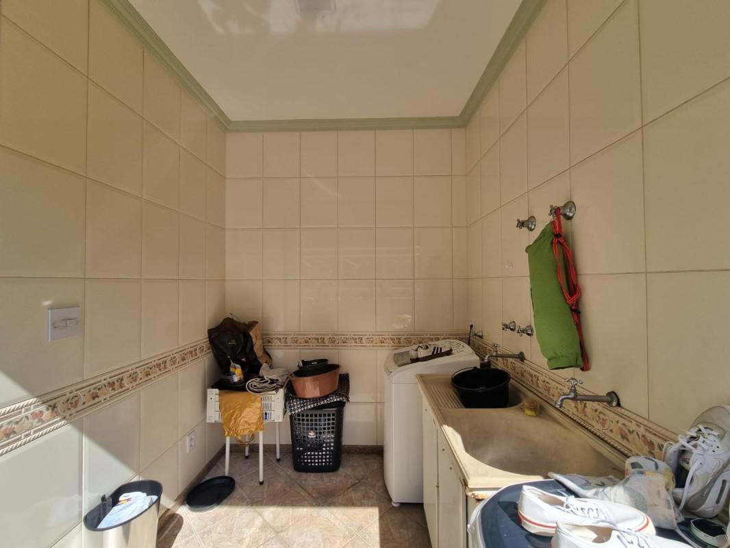 Casa, Jardim Riacho das Pedras, 4 Quartos, 5 Vagas, 3 Suítes