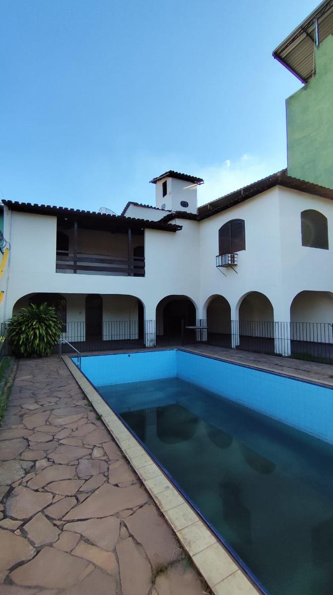 Casa, Centro, 5 Quartos, 4 Vagas, 1 Suíte