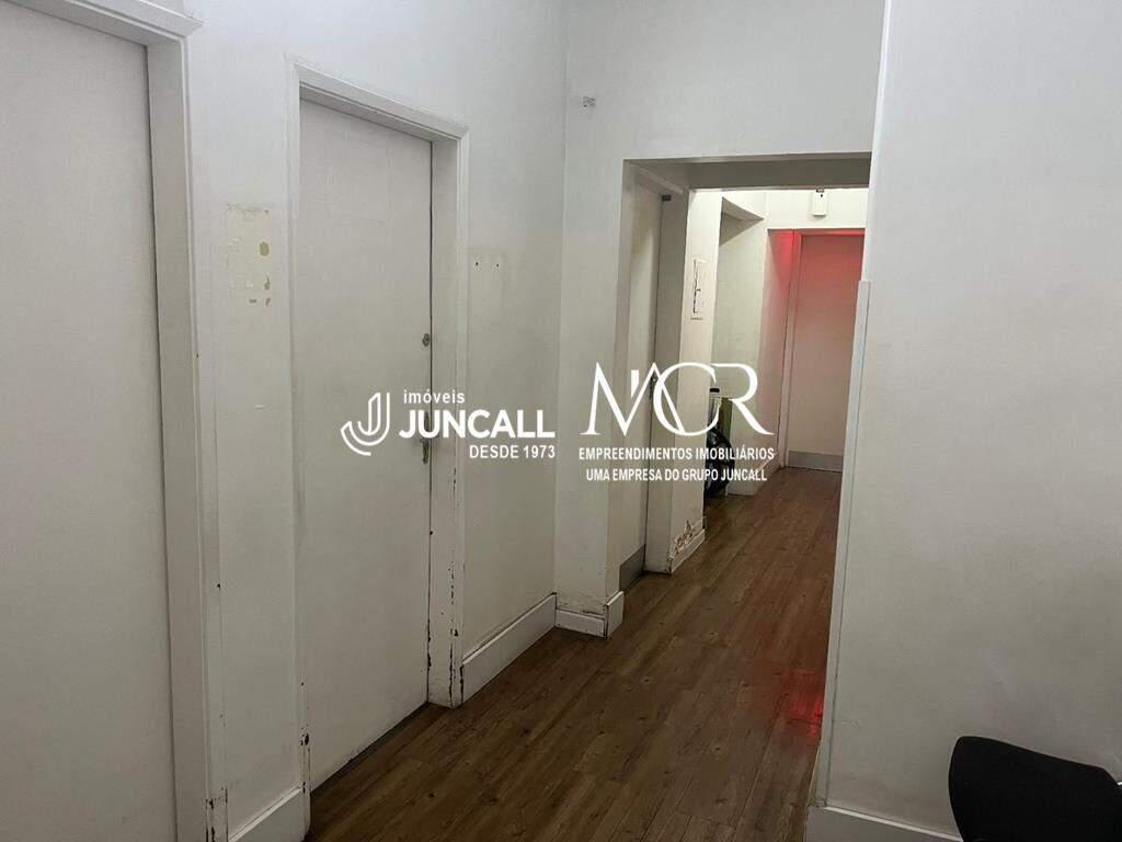 Casa, Funcionários, 10 Quartos, 10 Vagas