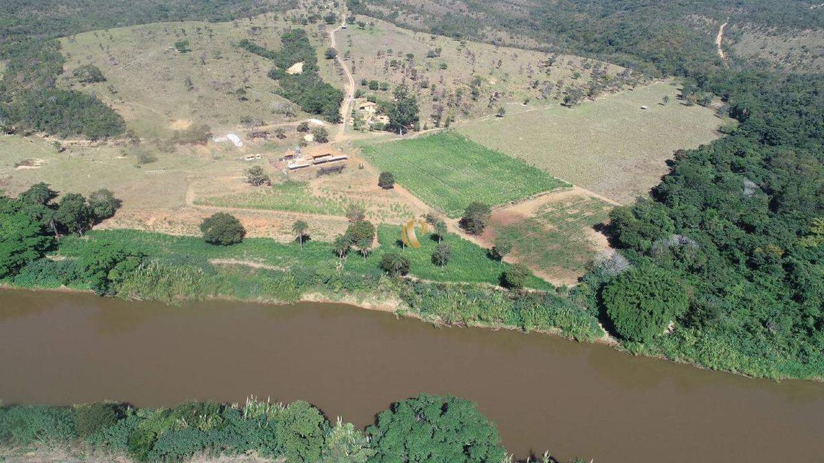 Fazenda, Zona Rural, 2 Quartos, 0 Vaga