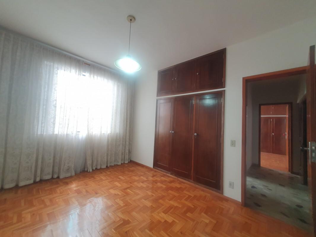 Casa, Nova Suíssa, 4 Quartos, 4 Vagas, 1 Suíte