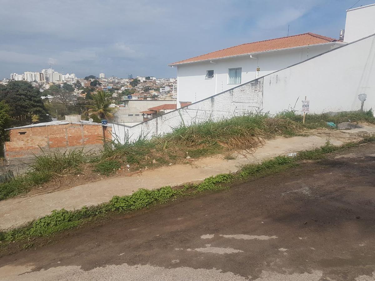 Lote, Parque Retiro, 0 Quarto, 0 Vaga