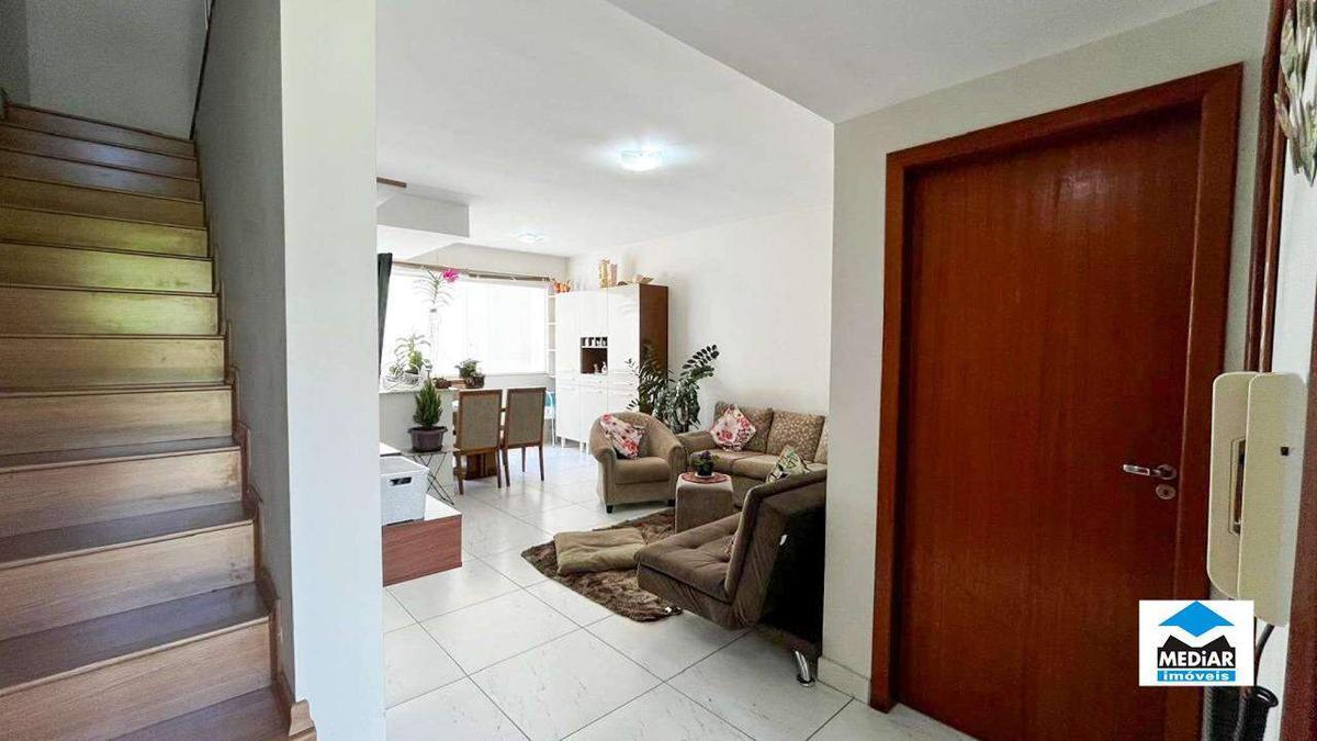 Casa, Santa Efigênia, 3 Quartos, 2 Vagas, 2 Suítes