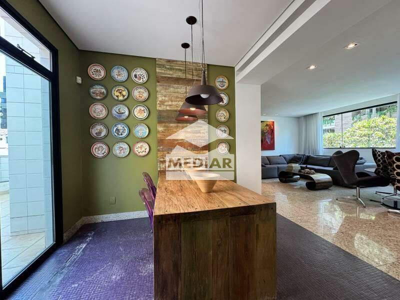 Apartamento, Sion, 3 Quartos, 4 Vagas, 1 Suíte