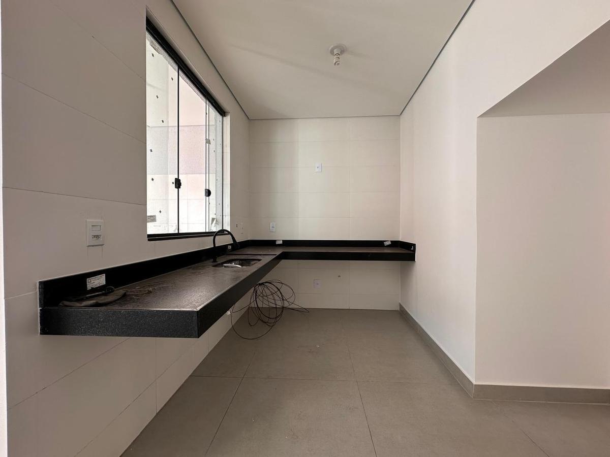Casa, Manacás, 3 Quartos, 3 Vagas, 1 Suíte