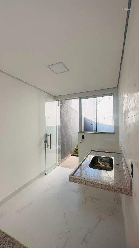 Casa, Liberdade, 2 Quartos, 1 Vaga