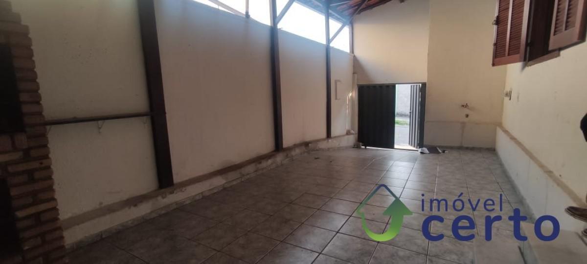 Casa, Camargos, 3 Quartos, 1 Vaga, 1 Suíte