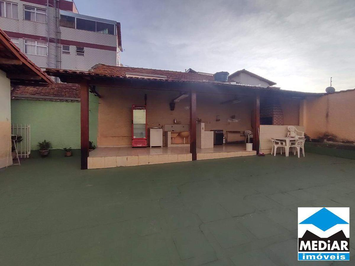 Casa, Colégio Batista, 6 Quartos, 4 Vagas, 1 Suíte