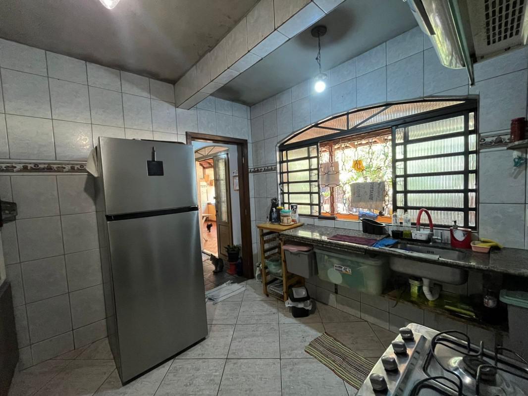 Casa, Pedra Azul, 3 Quartos, 0 Vaga, 4 Suítes