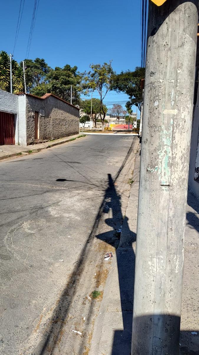 Casa Comercial, Piratininga (venda Nova), 3 Quartos, 5 Vagas, 1 Suíte