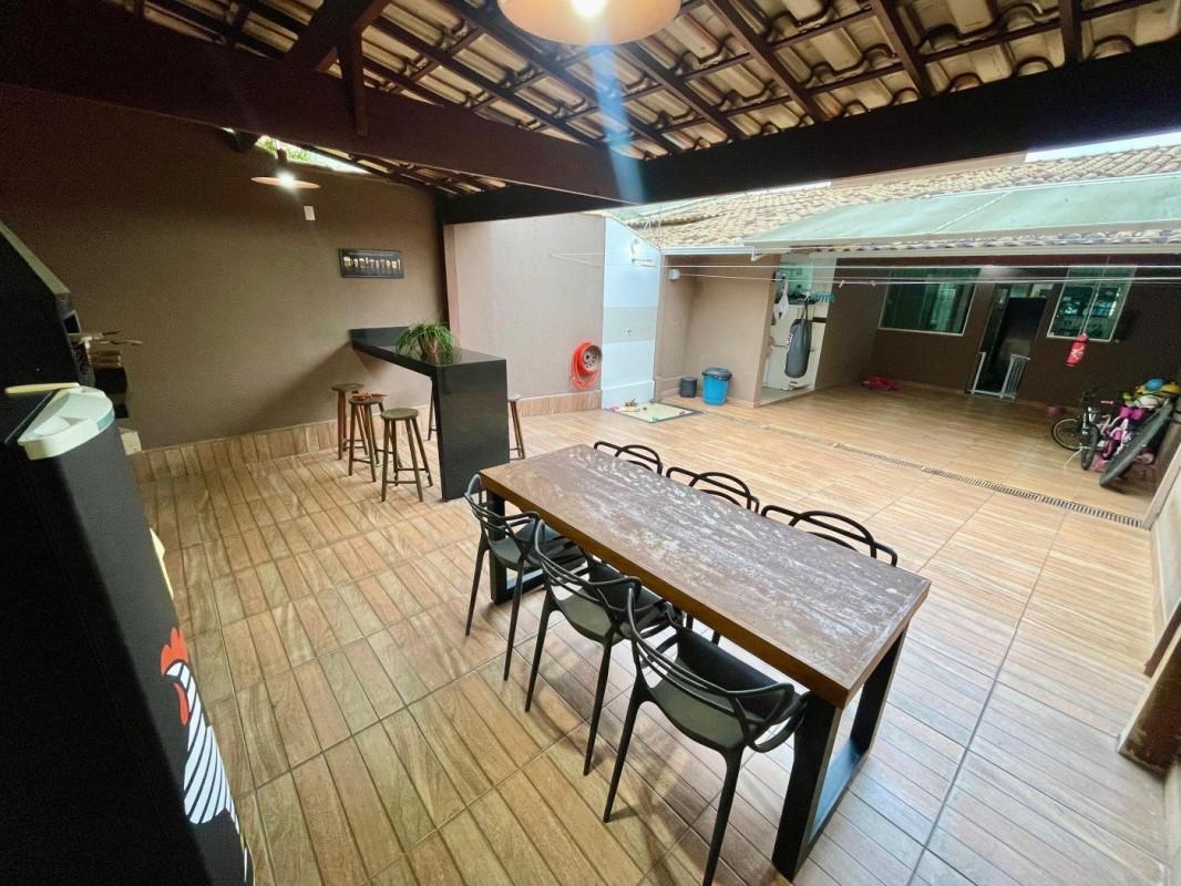 Casa, Parque Xangri-lá, 2 Quartos, 2 Vagas, 1 Suíte