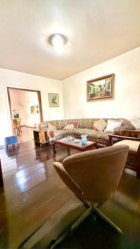 Casa, Santa Luiza, 4 Quartos, 3 Vagas, 2 Suítes