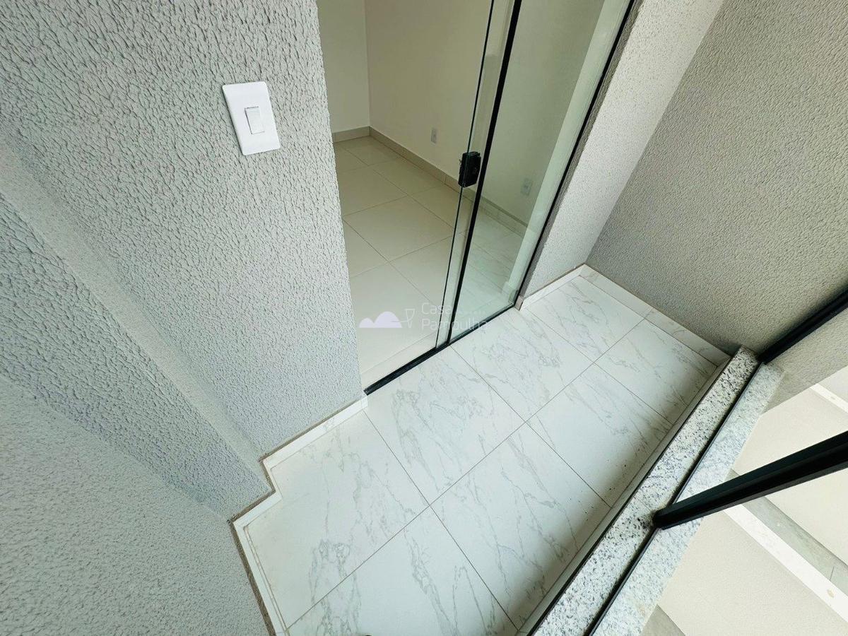 Casa, Jardim Guanabara, 2 Quartos, 0 Vaga