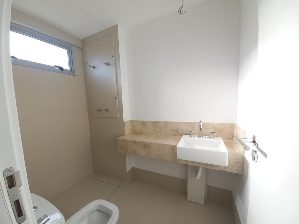 Apartamento, Funcionários, 2 Quartos, 2 Vagas, 2 Suítes