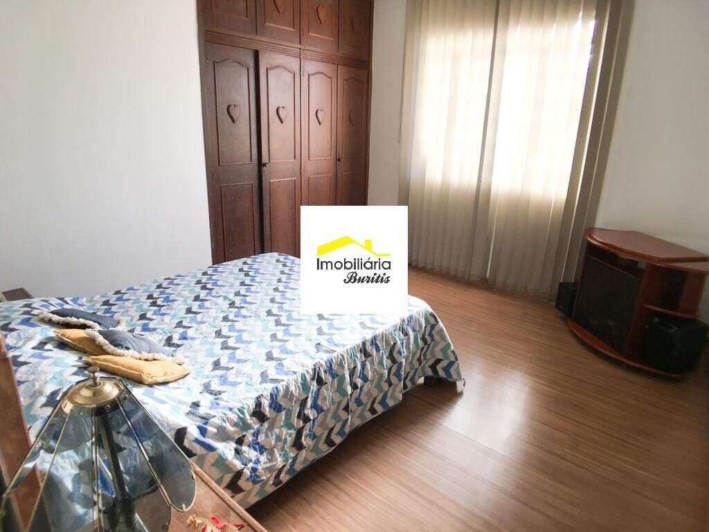 Casa, Estrela do Oriente, 4 Quartos, 3 Vagas, 1 Suíte