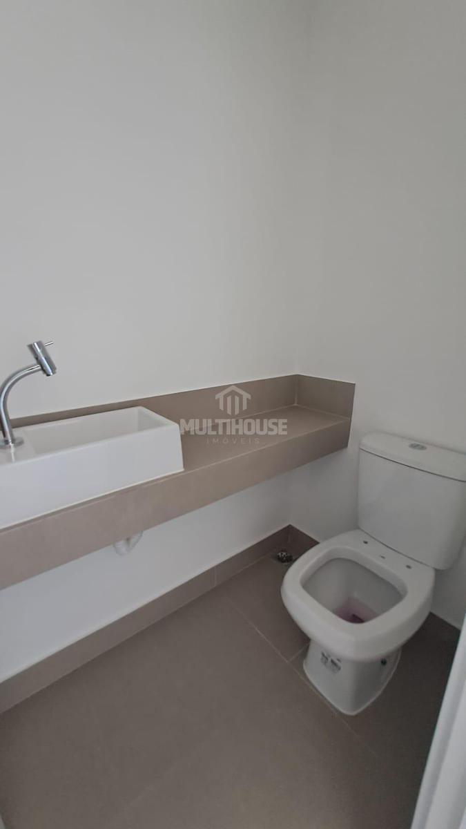 Apartamento, Grajaú, 1 Quarto, 4 Vagas, 1 Suíte