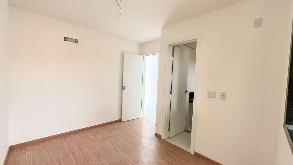Apartamento, Vila Paris, 2 Quartos, 2 Vagas, 2 Suítes