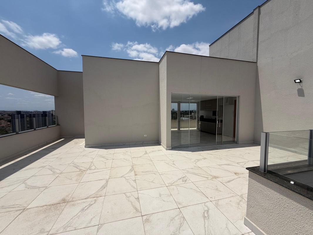 Cobertura, Santa Mônica, 2 Quartos, 2 Vagas, 1 Suíte