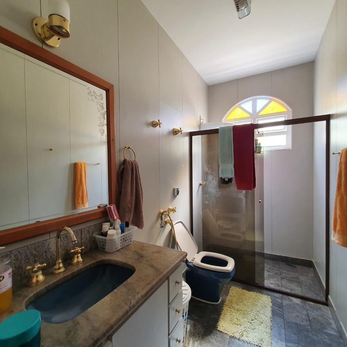 Casa, Santa Cruz, 4 Quartos, 6 Vagas, 2 Suítes