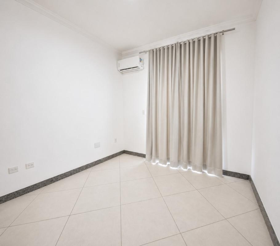 Casa, Santa Terezinha, 2 Quartos, 2 Vagas, 1 Suíte