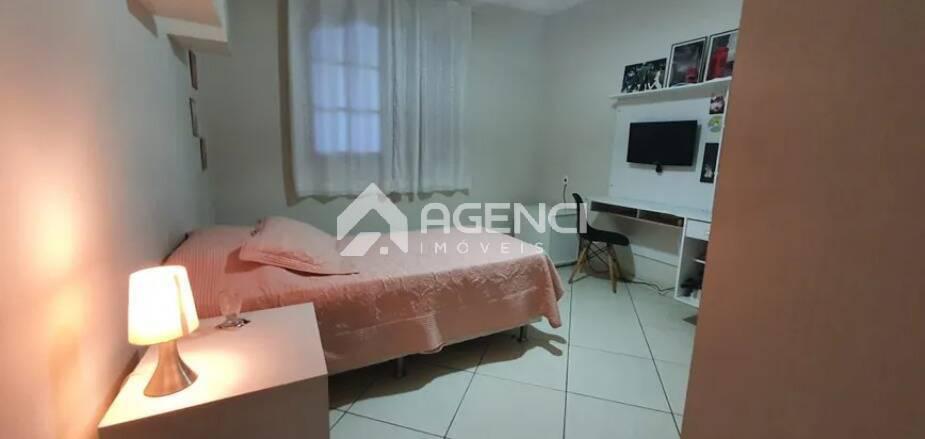 Casa, São Gonçalo, 3 Quartos, 0 Vaga, 1 Suíte