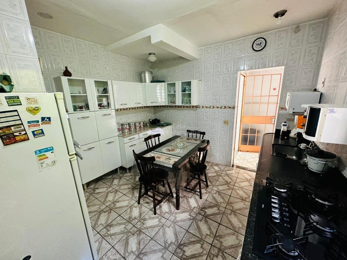 Casa, Santa Amélia, 4 Quartos, 10 Vagas, 1 Suíte