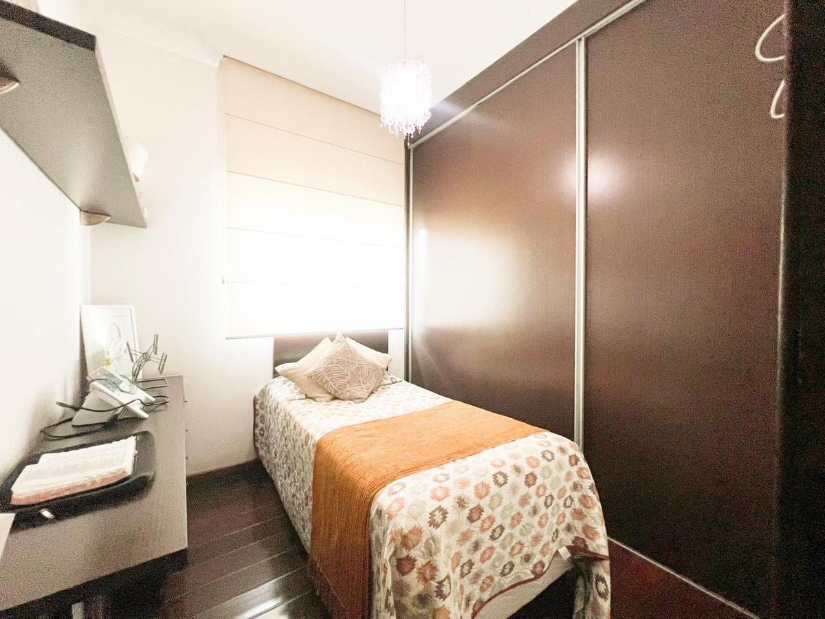 Casa, Arvoredo, 3 Quartos, 8 Vagas, 2 Suítes