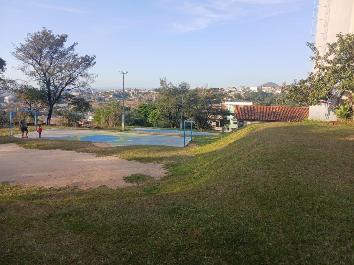 Apartamento, Vitória, 2 Quartos, 1 Vaga