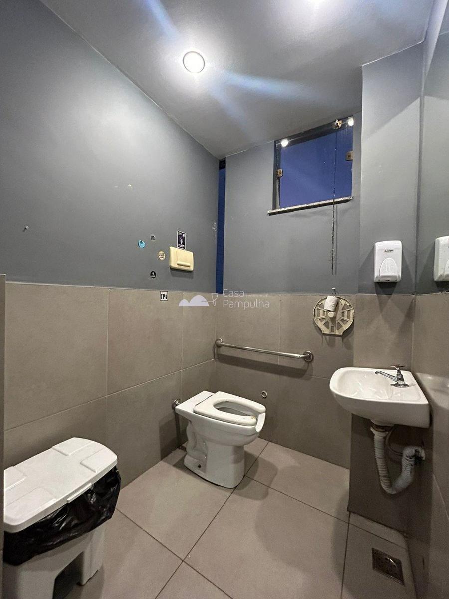 Galpão, São José, 0 Quarto, 1 Vaga