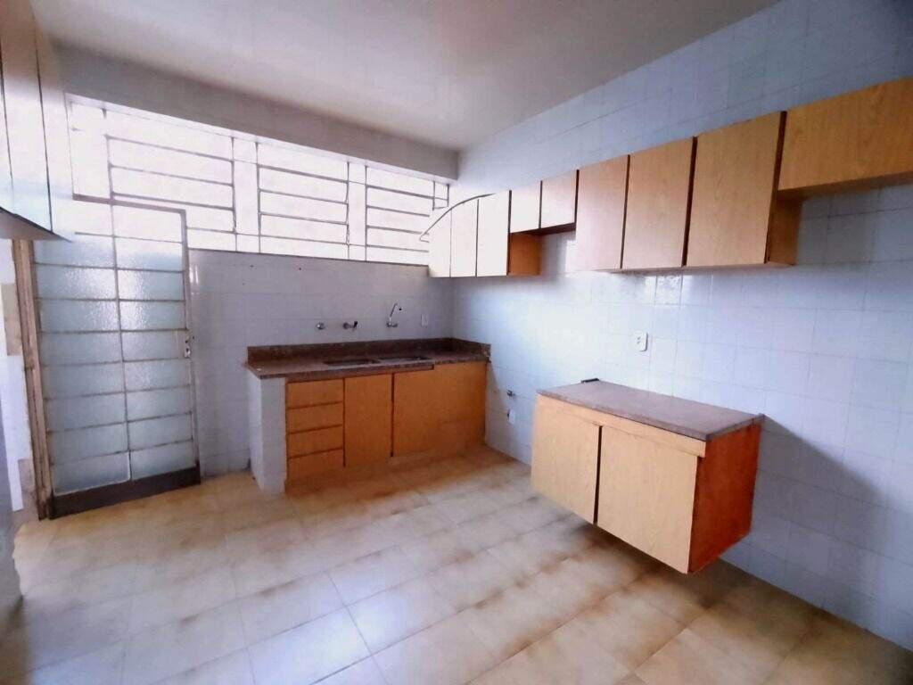 Casa, Palmeiras, 5 Quartos, 3 Vagas, 1 Suíte