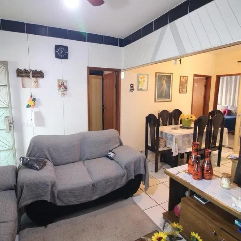 Casa, Tirol (barreiro), 5 Quartos, 3 Vagas, 1 Suíte