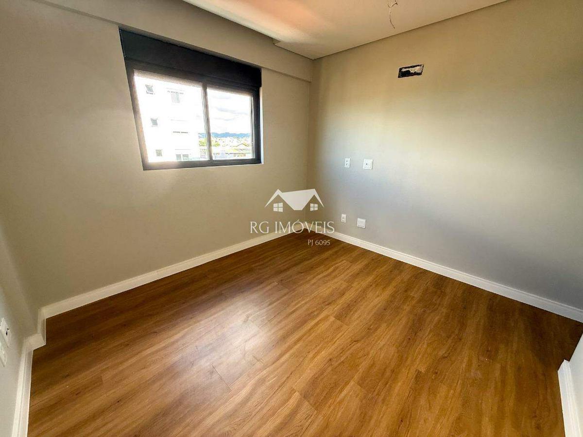 Apartamento, Barreiro, 3 Quartos, 3 Vagas, 3 Suítes
