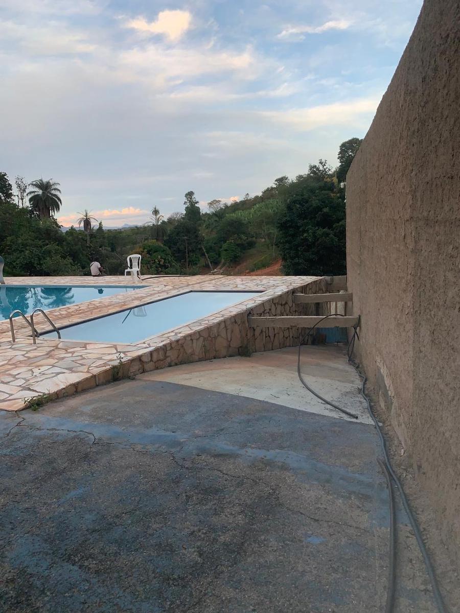 Fazenda, Ravena, 4 Quartos, 10 Vagas, 2 Suítes